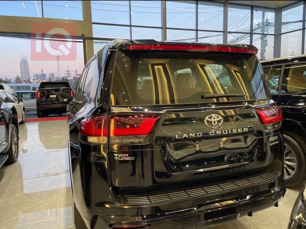 تويوتا لاندكروزر